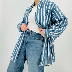 vintage coastal striped chambray blue button down layering shirt top size M tall